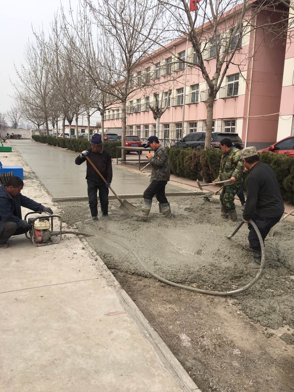 不加钢筋水泥基础